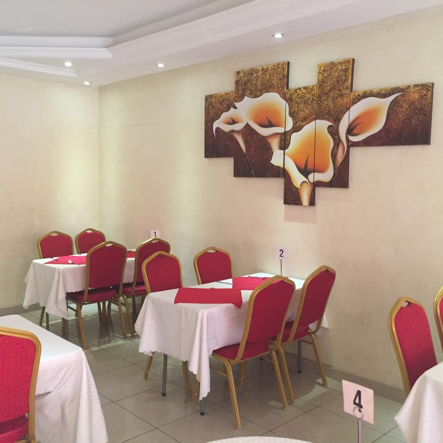 Hôtel des Jardins Abidjan Exterior foto