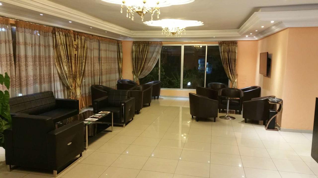 Hôtel des Jardins Abidjan Exterior foto