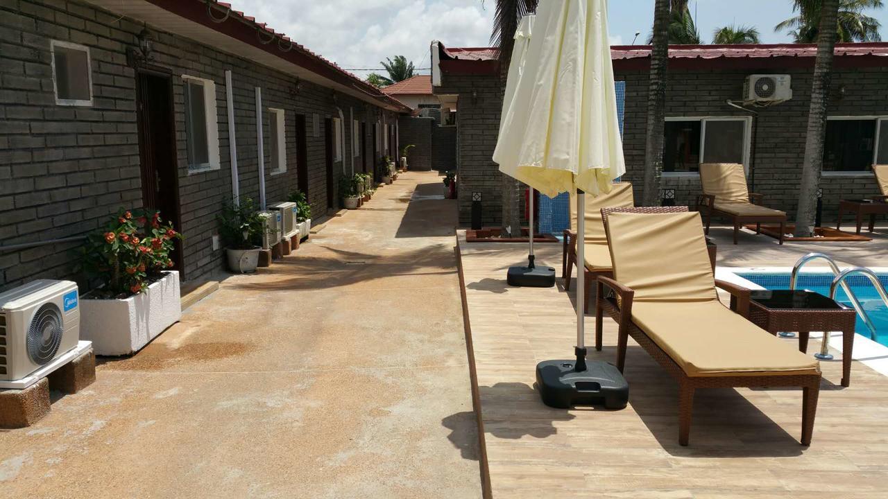 Hôtel des Jardins Abidjan Exterior foto