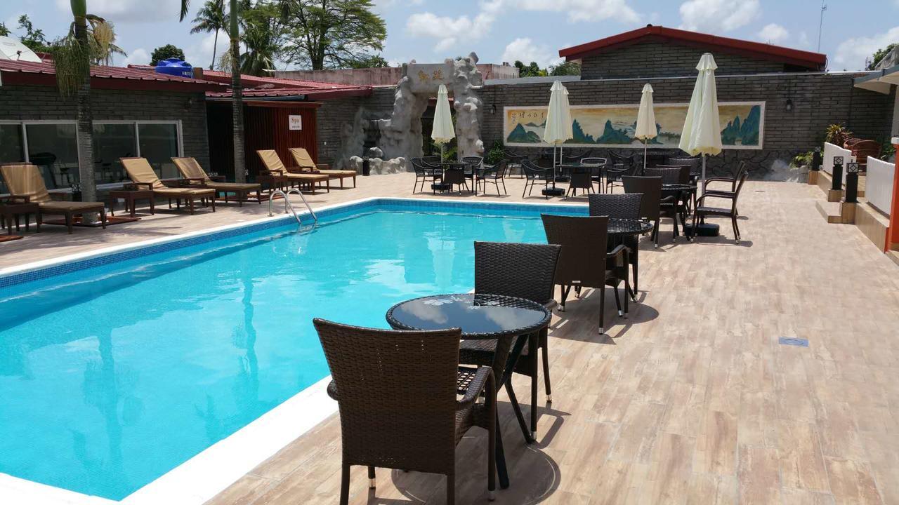 Hôtel des Jardins Abidjan Exterior foto