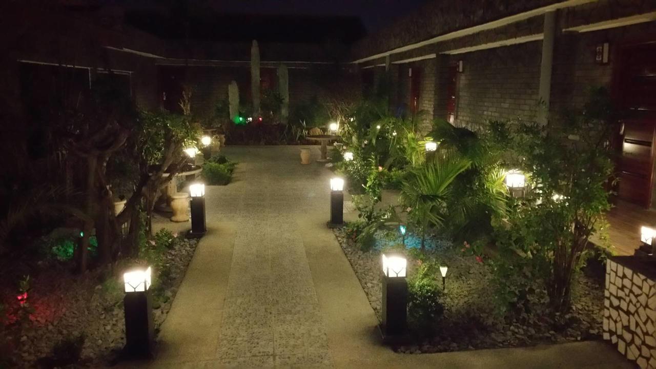 Hôtel des Jardins Abidjan Exterior foto