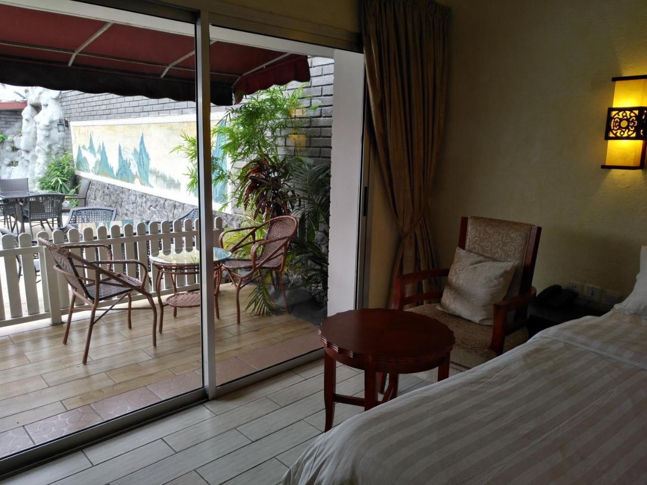 Hôtel des Jardins Abidjan Exterior foto